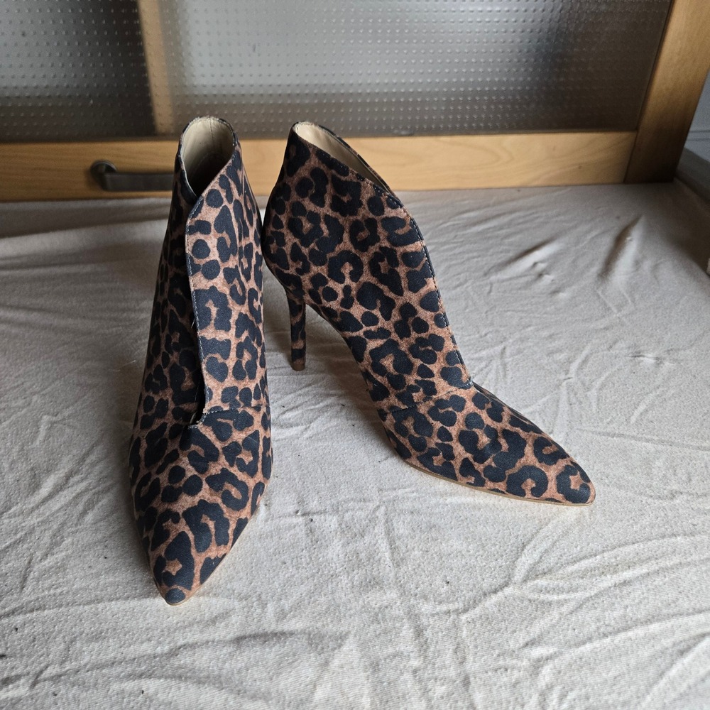 Jessica Simpson Taveli Booties Womens 7.5 Brown Leopard Print Stiletto